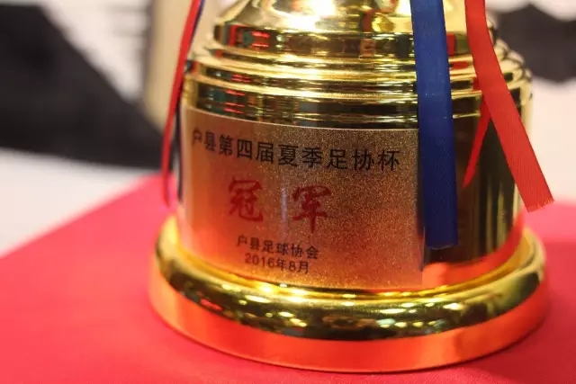 纽卡官方：工作人员将从7月28日起整理球迷为悼念基冈留下的礼物